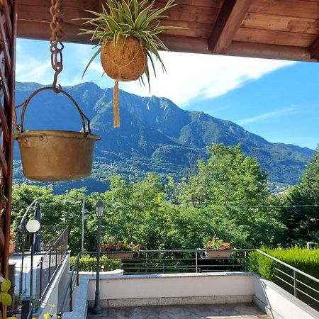 Casa Vacanza Il Glicine Casale Corte Cerro Dış mekan fotoğraf